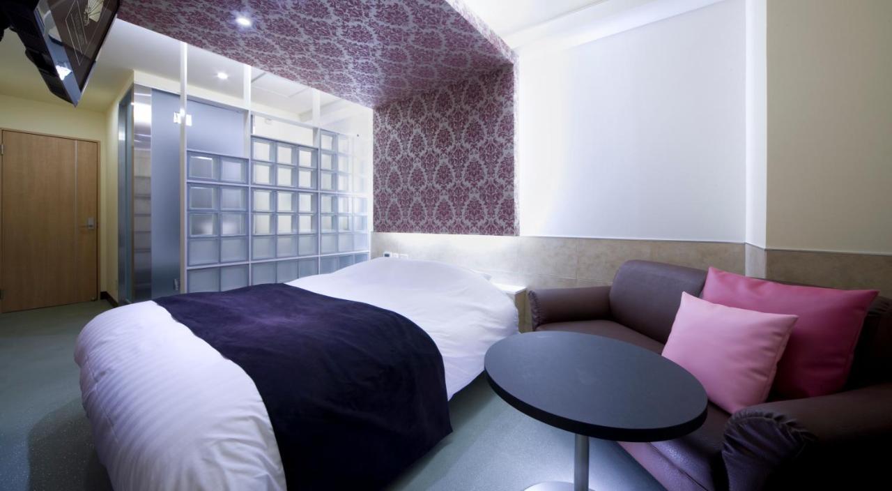 Hotel Glow Yokkaichi (Adults Only) מראה חיצוני תמונה