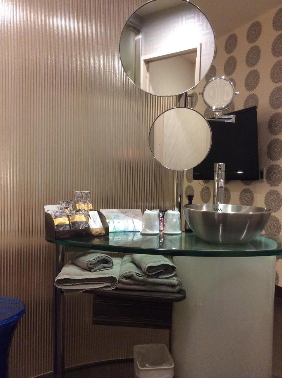 Hotel Glow Yokkaichi (Adults Only) מראה חיצוני תמונה